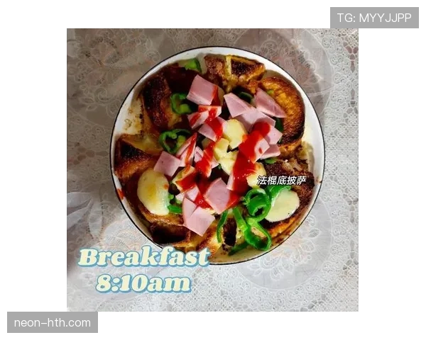 阿萨尔森训练完直接啃鸡胸肉，这自律我真看愣了